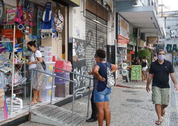 Empresas de pequeno porte foram as mais impactadas pela pandemia, diz IBGE